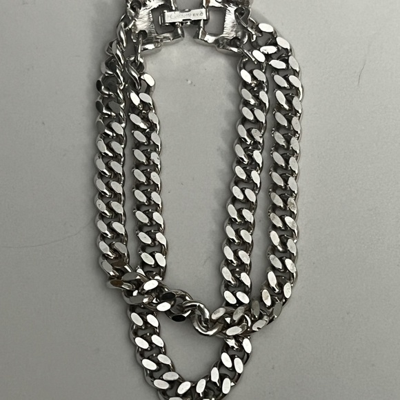 Goldette signed Silver tone Bracelet - Picture 3 of 5